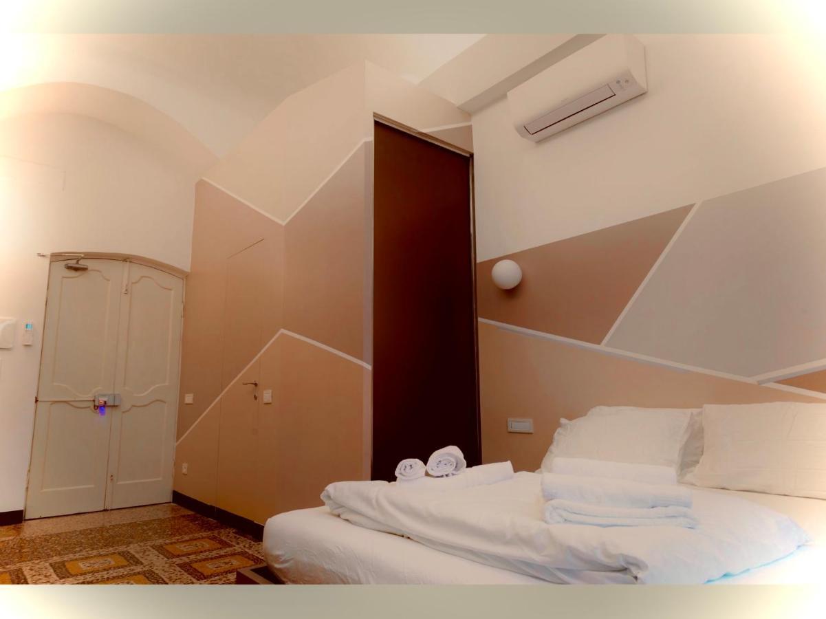 Palazzo San Giorgio Apartment เจนัว ภายนอก รูปภาพ