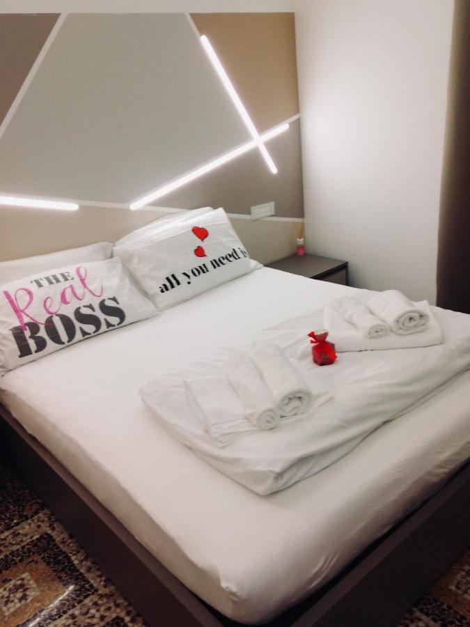 Palazzo San Giorgio Apartment เจนัว ภายนอก รูปภาพ