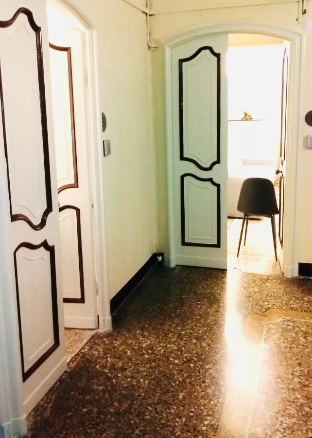 Palazzo San Giorgio Apartment เจนัว ภายนอก รูปภาพ